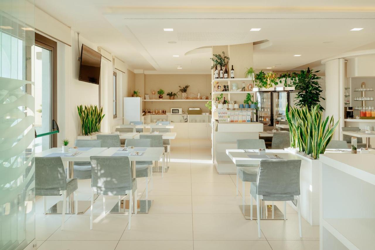 Life Hotel Seaview & Spa Porto Recanati Esterno foto